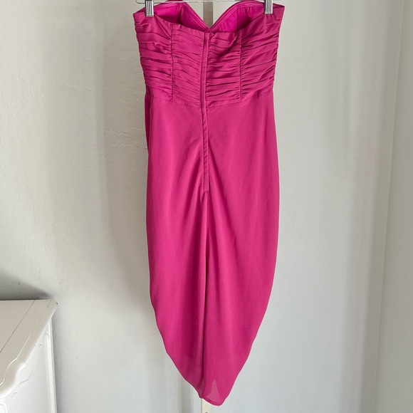 H&M Fuschia Strapless Ruched Ruffle Front Inverted Hem Party Dress, Size 2 - Picture 3 of 9